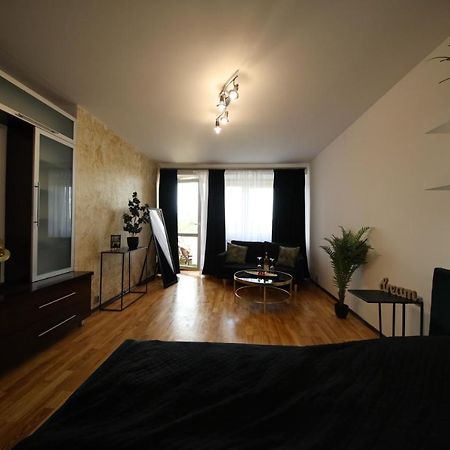 Bronco Apartments Варшава Экстерьер фото